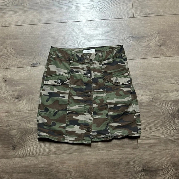 Forever 21 cami skirt - Picture 1 of 2